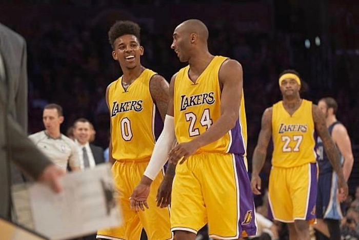 强队博弈的 强队博弈的